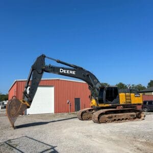 2013 John Deere 470 GLC Excavator