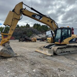 2009 CAT 320D Excavator *Blade and Pin Grabber*