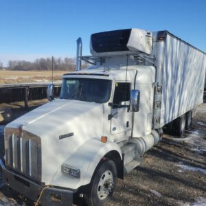 2010 Kenworth T-800 Tandem 26' Reefer Truck