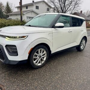 2021 Kia Soul ES Plus *Winter Tires & Certified* $16,000!