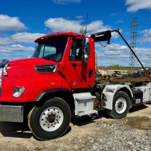 2019 Freightliner 114SD Tri Axle Roll Off Truck