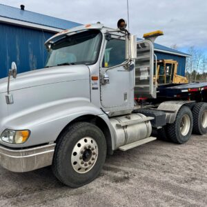 2007 International 9200iSBA Daycab Truck *Wet Line/Low Original KM*