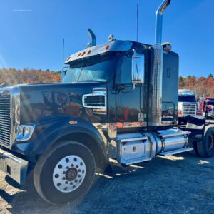 2020 Freightliner Coronado 122SD Heavy Spec Truck